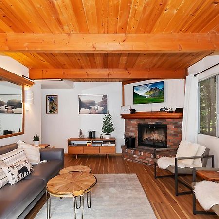 Summit Happy Cabin With Hot Tub! High Speed Ev Hookup, Close To Slopes Big Bear Lake Zewnętrze zdjęcie